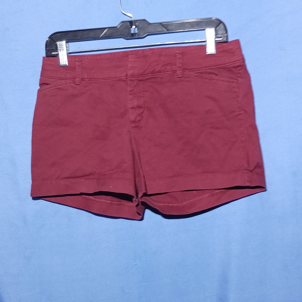 Old Navy Pixie Shorts Red Size 4 Mid Rise Preppy Summer Clean Girl